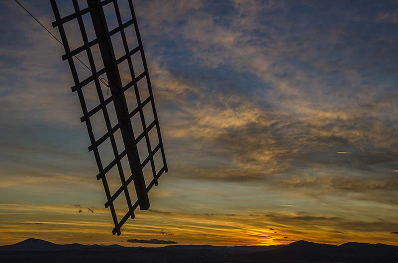 Toledo - Consuegra 49 - molinos de viento.jpg